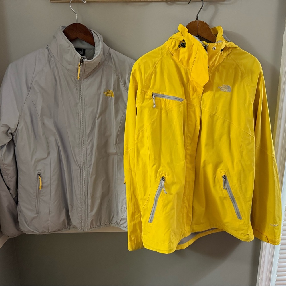 The North Face Two in one rain coat light puffer combination